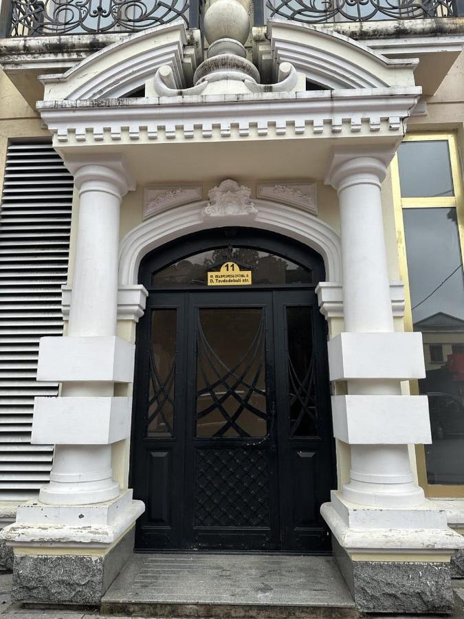 Tavdadebuli Apartment Батуми Экстерьер фото