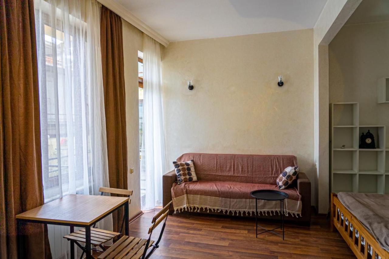 Tavdadebuli Apartment Батуми Экстерьер фото